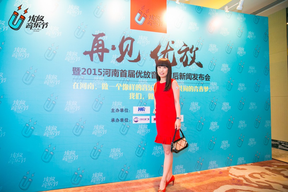 美女主播佳音！