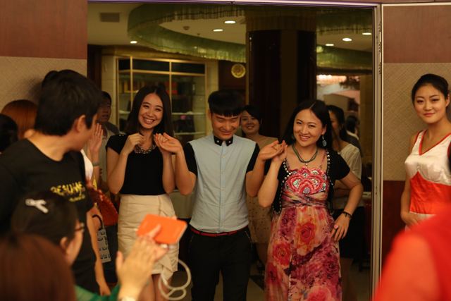 蔚藍(lán)、亞楠、安娜