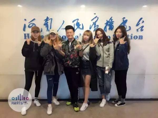 路飛終于體驗(yàn)了一回“他在叢中笑”的感覺！