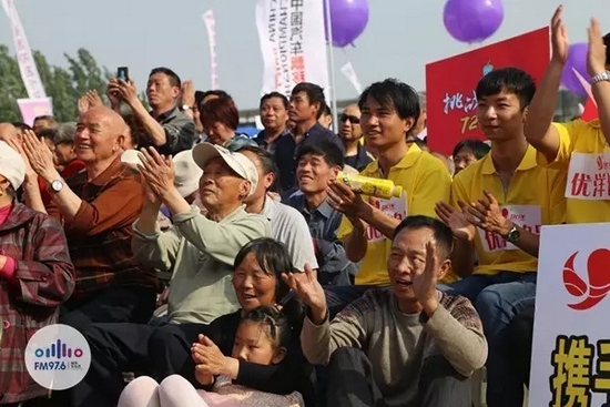 看你們的表情就知道，你們在想，再來一段！