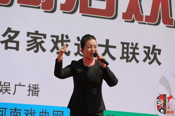 洛陽市豫劇院副院長、豫劇二團(tuán)團(tuán)長陳大華演唱豫劇《穆桂英掛帥》選段