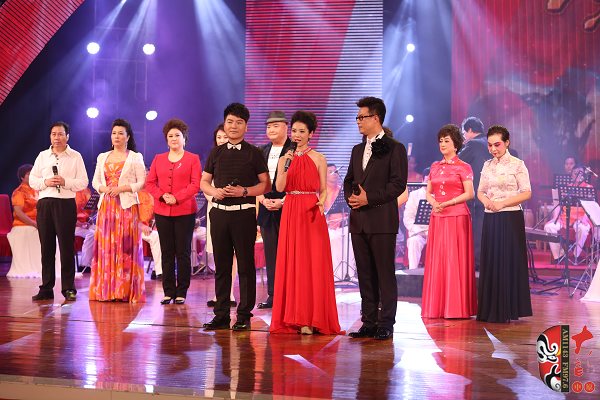 主持人：河南電臺戲曲廣播“當(dāng)家小生”月陽、河南電視臺9頻道徐雪、原中央電視臺著名節(jié)目主持人白燕升