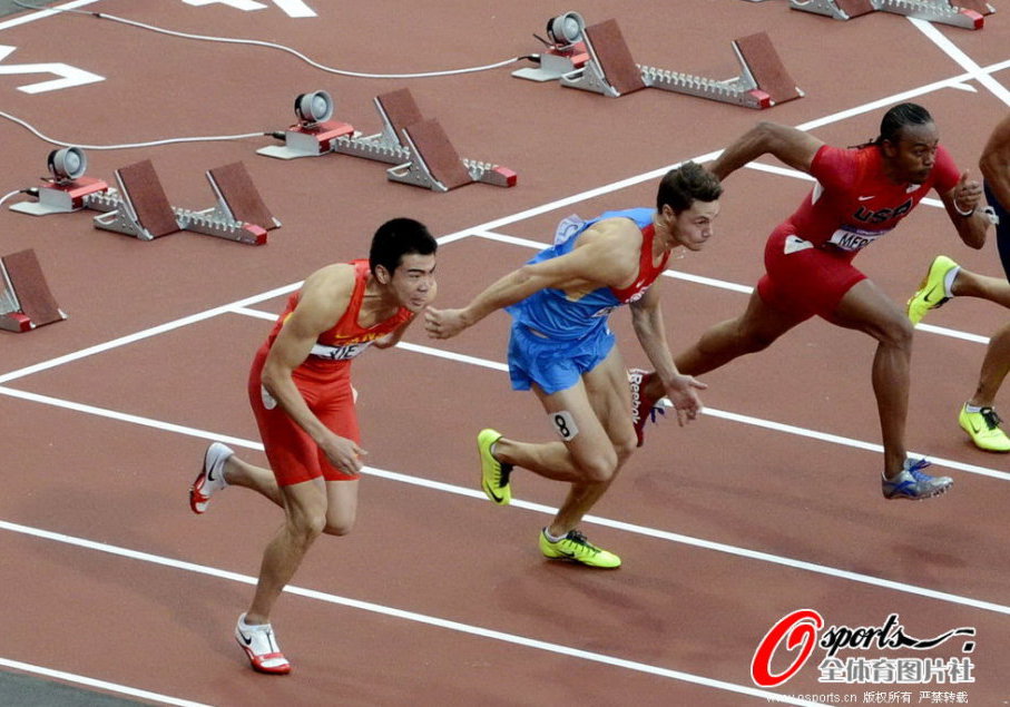 男子110米欄半決賽賽況