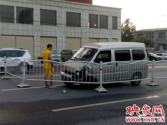 事故現(xiàn)場(chǎng)