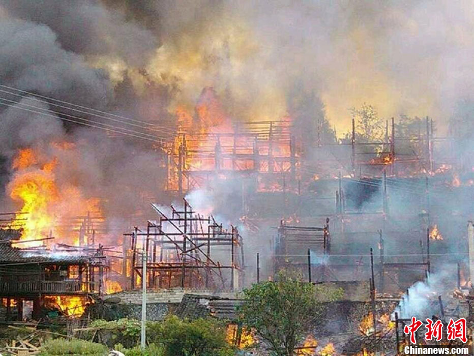 圖為火災(zāi)現(xiàn)場。沫浠 攝 圖片來源：CFP視覺中國