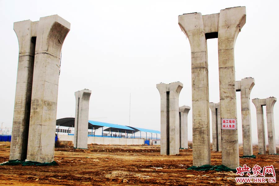 今年9月份，媒體曾報(bào)道稱，此項(xiàng)目停工的原因主要是資金鏈斷裂。