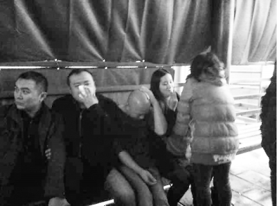 圖為打斗中受傷的武漢游客。