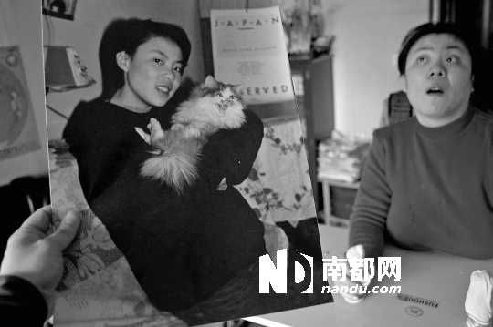 昔日的清純與秀美，如今，卻終身癱瘓、生活不能自理。C FP供圖