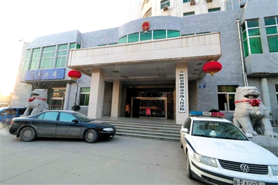 李宏亮在被違規(guī)辦理了監(jiān)外執(zhí)行后，再犯命案。