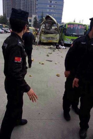 爆炸現(xiàn)場(chǎng)。圖片來自網(wǎng)絡(luò)