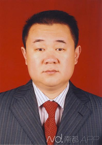 慶安副縣長被曝學歷造假、妻子吃空餉 紀委介入