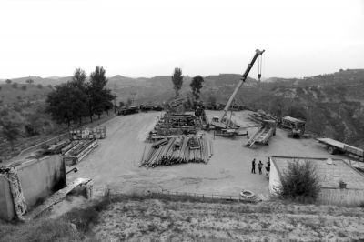 處延長石油的油井。