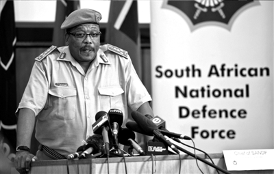 3月23日，中非共和國首都班吉，從加蓬首都利伯維爾出發(fā)的法國增援部隊共計200名士兵抵達班吉國際機場