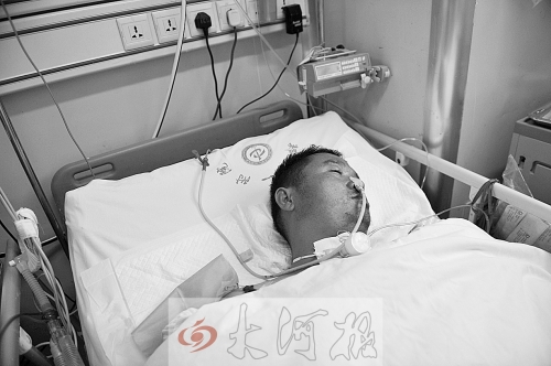 姚戰(zhàn)標(biāo)因甲烷中毒，大腦受到損害，重度昏迷。