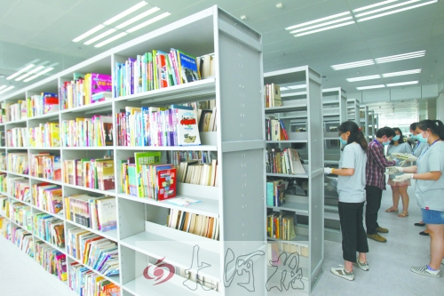 新圖書館規(guī)劃藏書240萬(wàn)冊(cè),閱覽座席達(dá)到3000個(gè)
