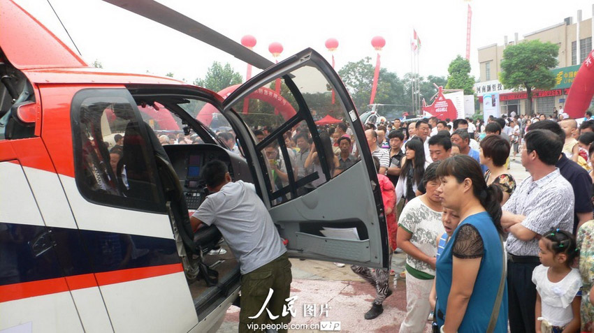 河南開(kāi)封首家飛機(jī)4S店正式營(yíng)業(yè)