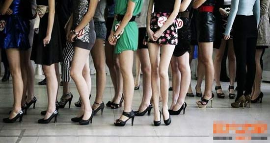 藝考面面觀之辛酸史 18歲女生騙外婆萬(wàn)元抽脂