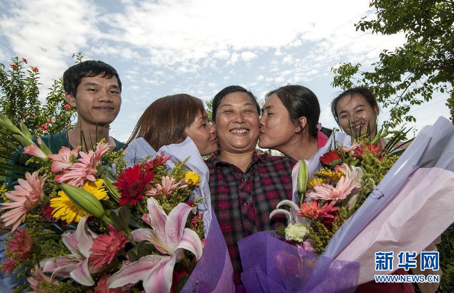 那些年，感動(dòng)過我們的母親