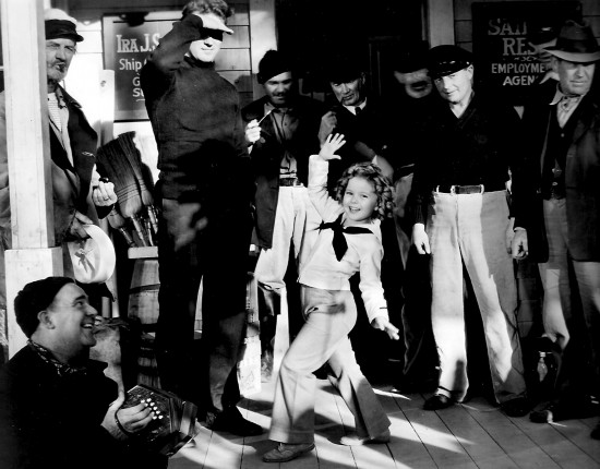 秀蘭鄧波兒去世 罕見(jiàn)大照片回顧童星一生