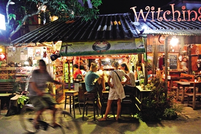 拜縣Pai的夜市?！⌒戮﹫?bào)記者　王遠(yuǎn)征　攝