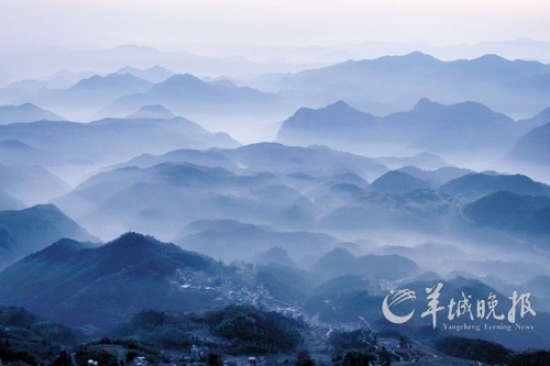 天臺山風(fēng)光如畫。