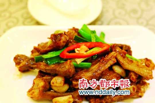 低，是實(shí)惠也是風(fēng)格俗 是喜劇也是味道