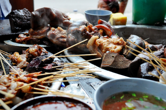 緬甸，繽紛的街邊平民小吃