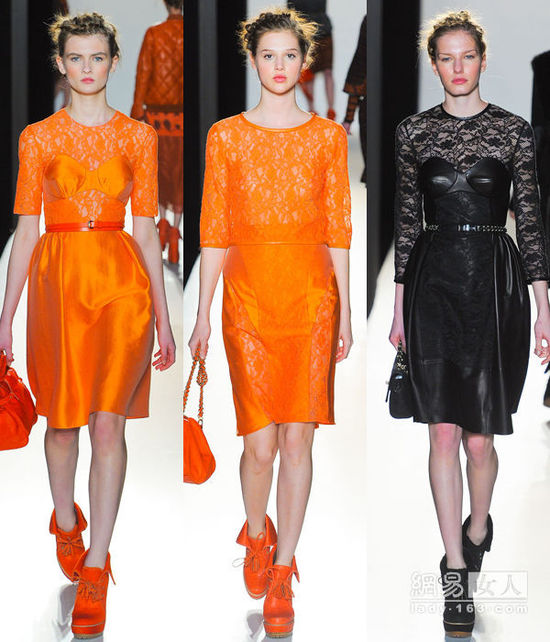 暖氣房脫掉外衣也要美美的 蕾絲裙來(lái)助陣