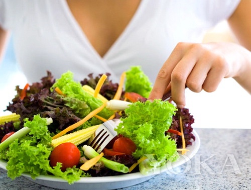 不想變成金剛芭比的話，就要少吃多運(yùn)動(dòng)