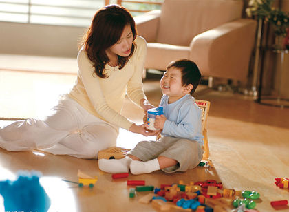 你是孩子的陪玩兒高手嗎？不同階段不同玩法