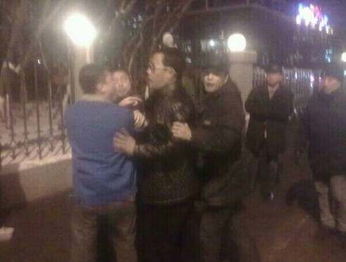 轉(zhuǎn)發(fā)到微博網(wǎng)曝趙本山徒弟駕無牌路虎追尾打人。