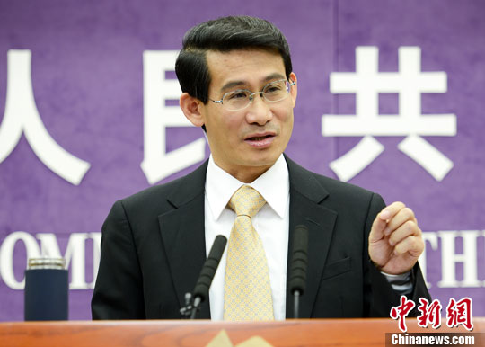 10月17日，中國(guó)商務(wù)部舉行例行發(fā)布會(huì)，介紹1-9月中國(guó)商務(wù)運(yùn)行情況。圖為商務(wù)部新聞發(fā)言人沈丹陽(yáng)。