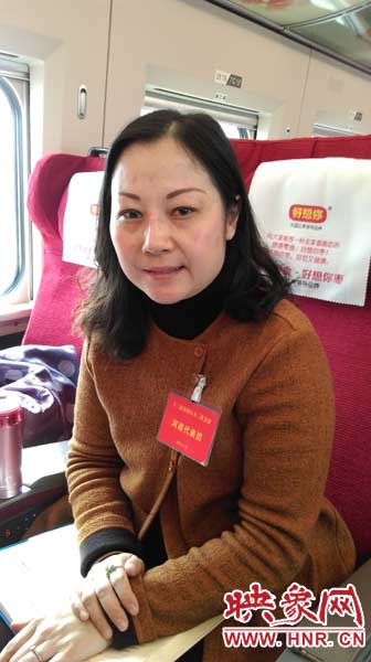 作為全國人大代表，王馨最關(guān)心的就是農(nóng)民工權(quán)益的保護問題。