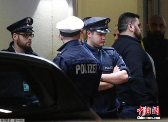 當(dāng)?shù)貢r(shí)間24日，一架空客A320飛機(jī)在法國(guó)南部阿爾卑斯墜機(jī)。