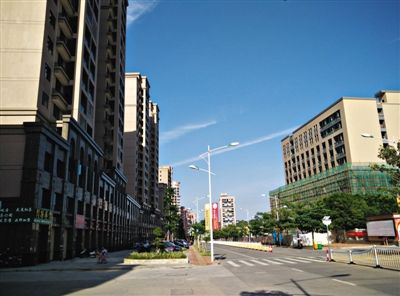 5月12日，泉州洛江區(qū)雙陽。知情人稱，徐鋼任期內(nèi)，在洛江區(qū)任職的謝清平協(xié)助徐鋼的表親在這里拿地。