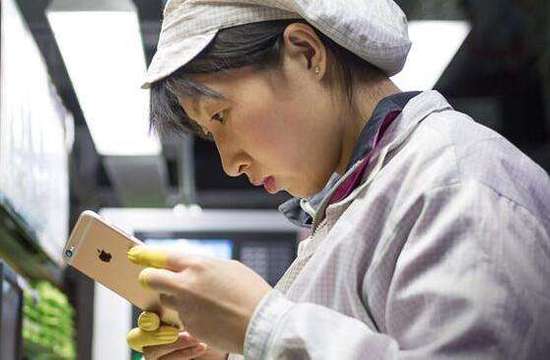 如果實(shí)現(xiàn)“三同”，中國(guó)消費(fèi)者就無需再到海外去購(gòu)買中國(guó)制造的出口產(chǎn)品，但許丁旺的五年經(jīng)歷說明，這并非易事。