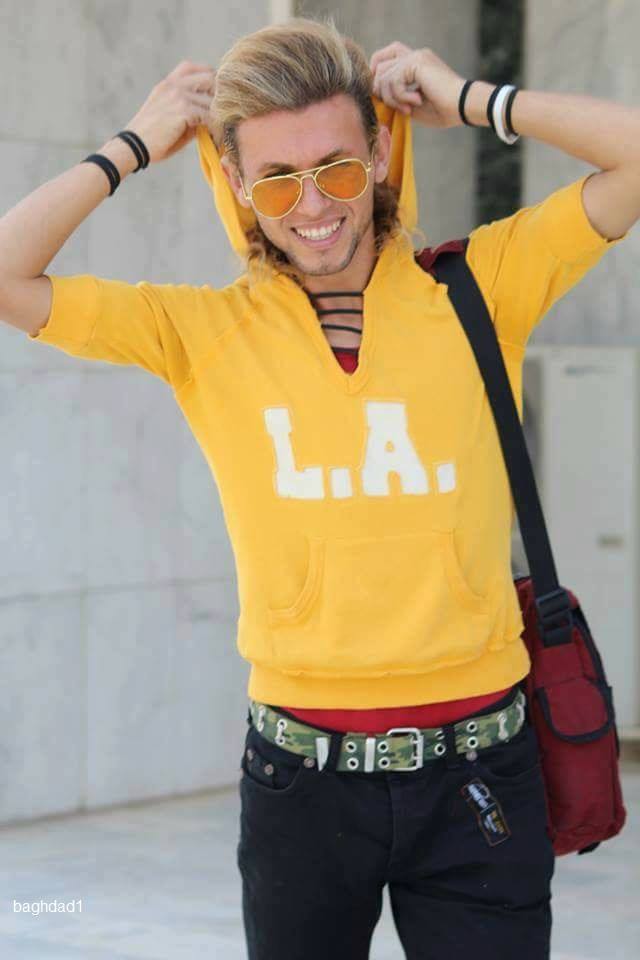 金發(fā)男模疑因長太帥被亂刀砍死 生前正準備選美