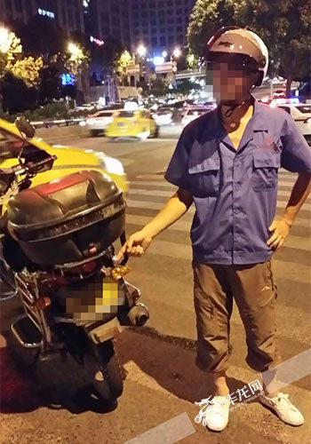 駕駛員主動要求進行酒精含量測試。警方供圖