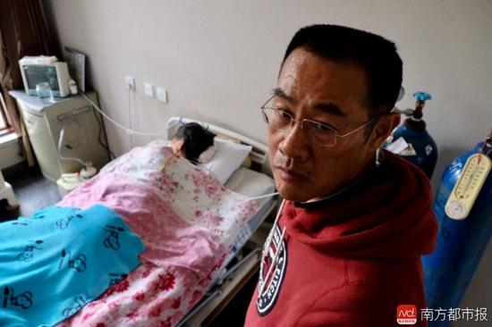 王煥凱說，要通過堅持刑事訴訟，換張津華和社會一個公道。（羅逸爵 攝）