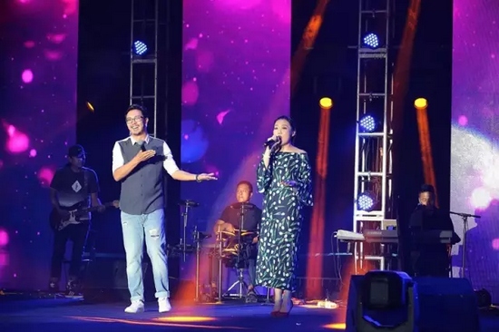 王騰霄、王曉序《制造浪漫》