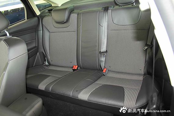 　?？怂箖蓭?jīng)典1.8MT 時尚型