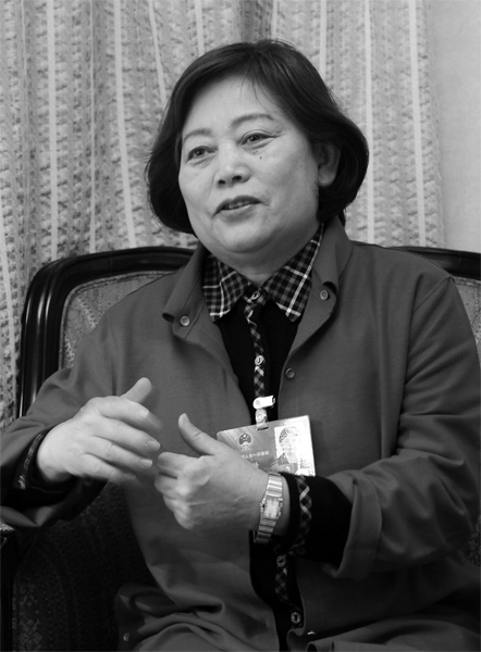 代表檔案：王繡 全國人大代表、洛陽博物館名譽(yù)館長