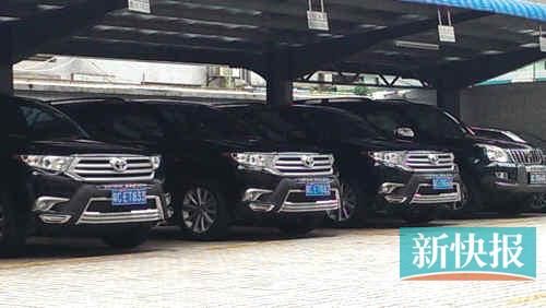 珠海煙草局停車場內(nèi)的三輛漢蘭達。