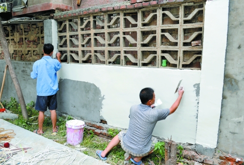 　老舊小區(qū)改造完畢后，“年輕”了、“身價”也漲了。