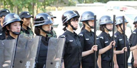 河南某景區(qū)成立女子反恐救援隊(duì)