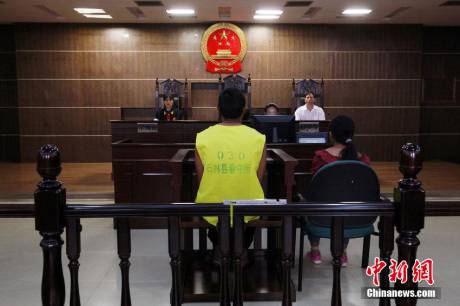 云南80后夫妻賣(mài)女 分贓不均丈夫報(bào)警