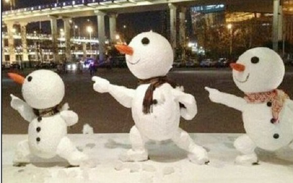 創(chuàng)意十足！日系列卡通雪人走紅