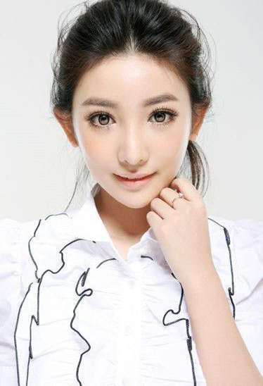 川音校花胡恩綺PK翻版林志玲