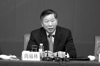 銀監(jiān)會(huì)主席尚福林。記者王海欣攝