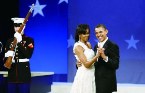 奧巴馬夫婦去年總收入298.8萬元人民幣。